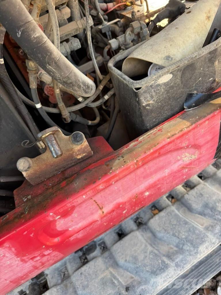 Takeuchi TB260 حفارات صغيرة أقل من 7 طن (حفارات صغيرة)