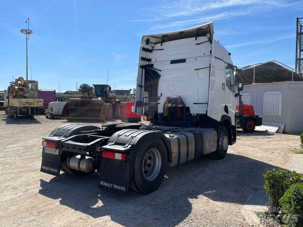 Renault T520 وحدات الجر