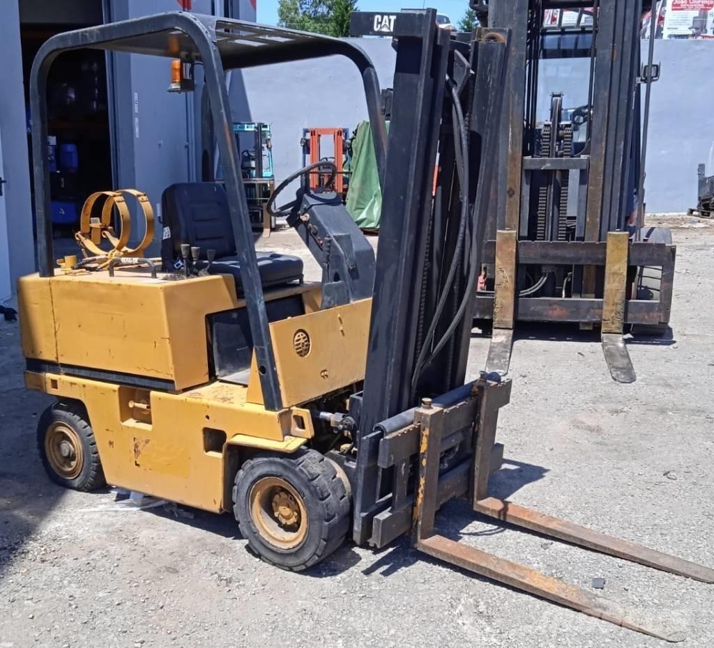 CAT V 35 D شاحنات LPG