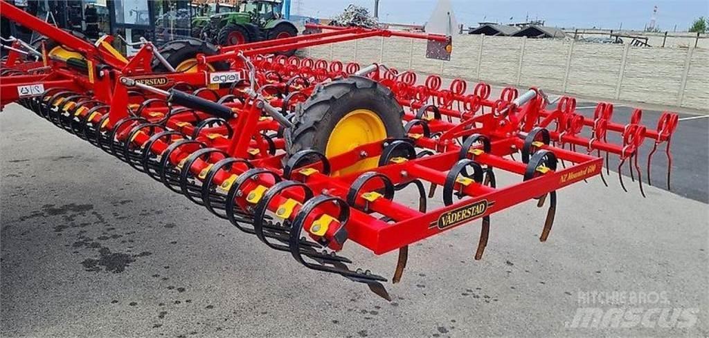 Väderstad NZM 600 مثاقيب مدمجة
