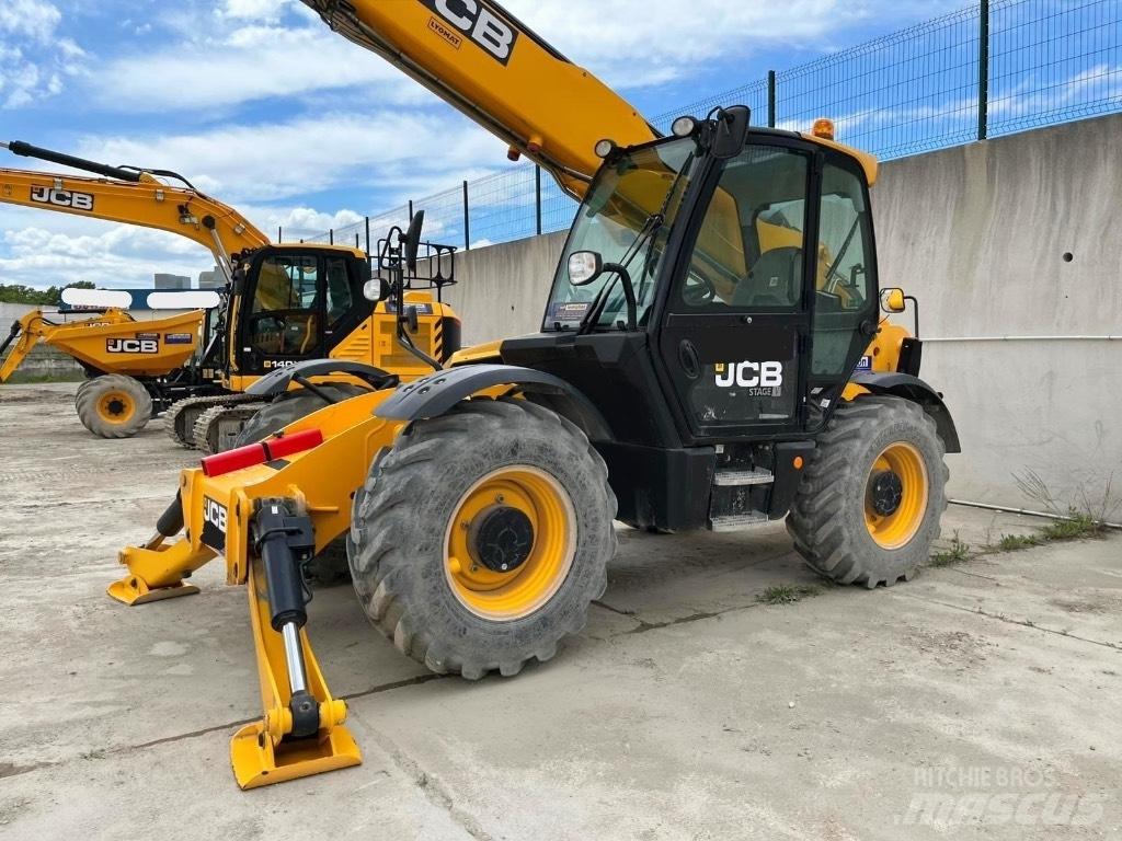 JCB 540-140 مناولات متداخلة