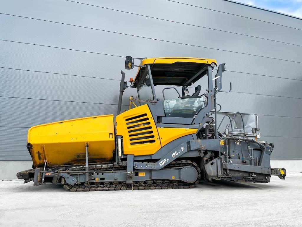 Vögele SUPER 1900-3I معدات السفلتة