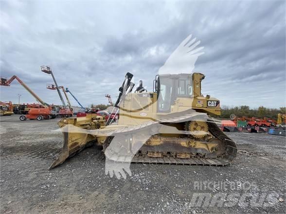 CAT D6T LGP بلدوزرات مجنزرة