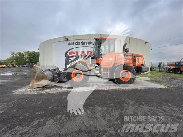 Doosan DL250-5 لوادر بعجل