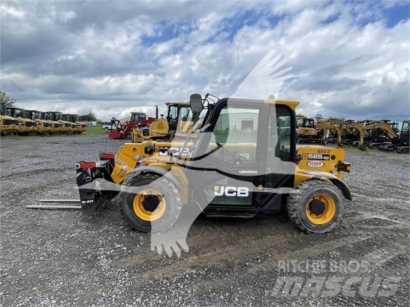 JCB 525-60 مناولات متداخلة