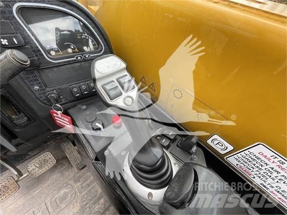 JCB 525-60 مناولات متداخلة