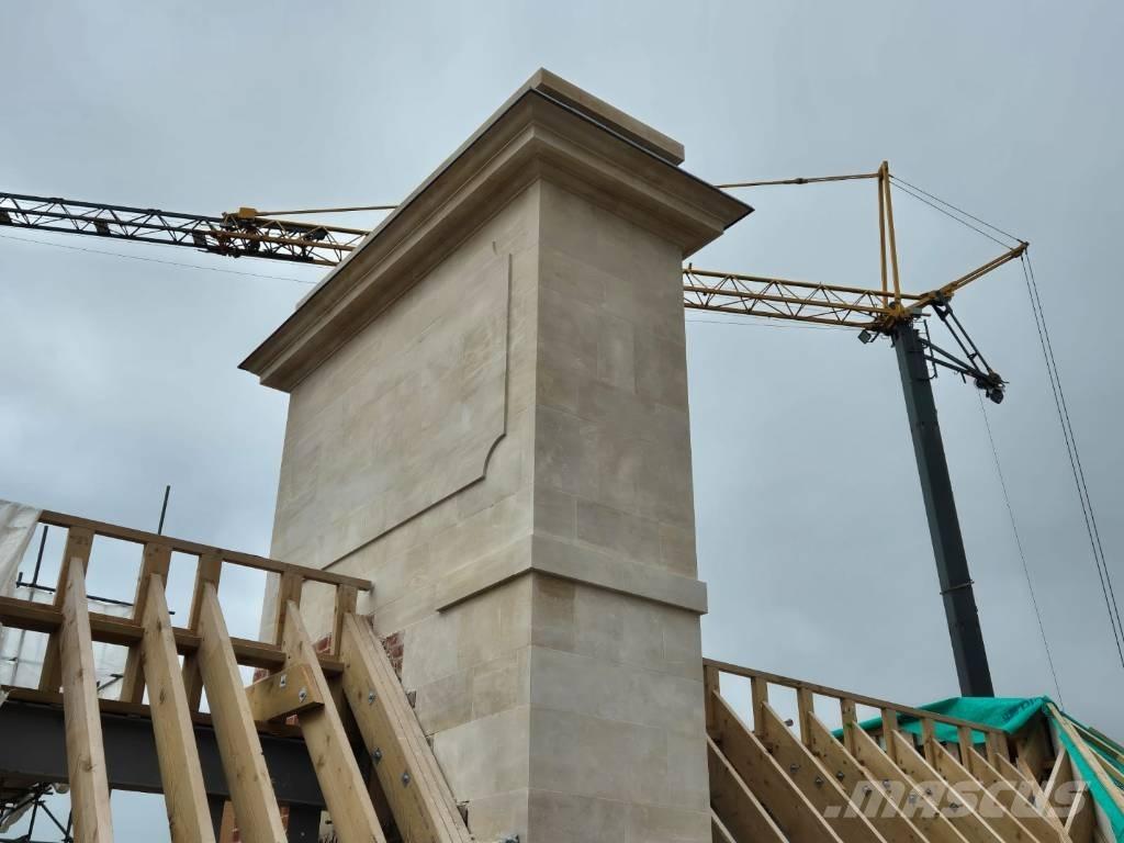 Liebherr 32 TT رافعات ذاتية الارتفاع