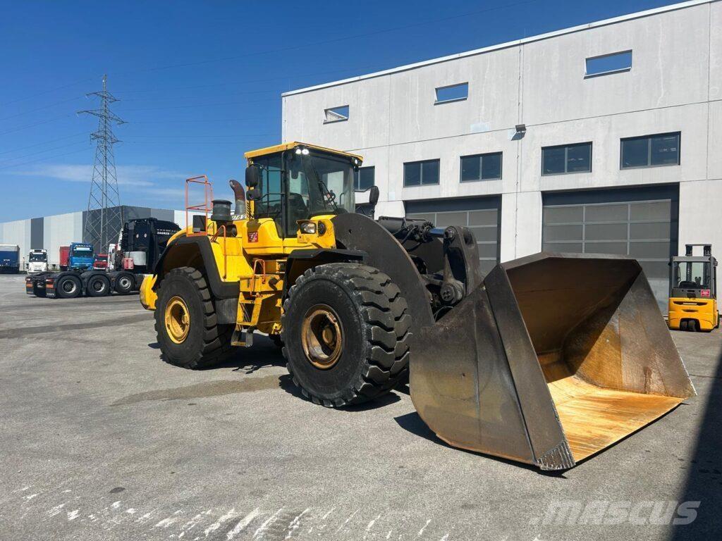 Volvo L250G لوادر بعجل