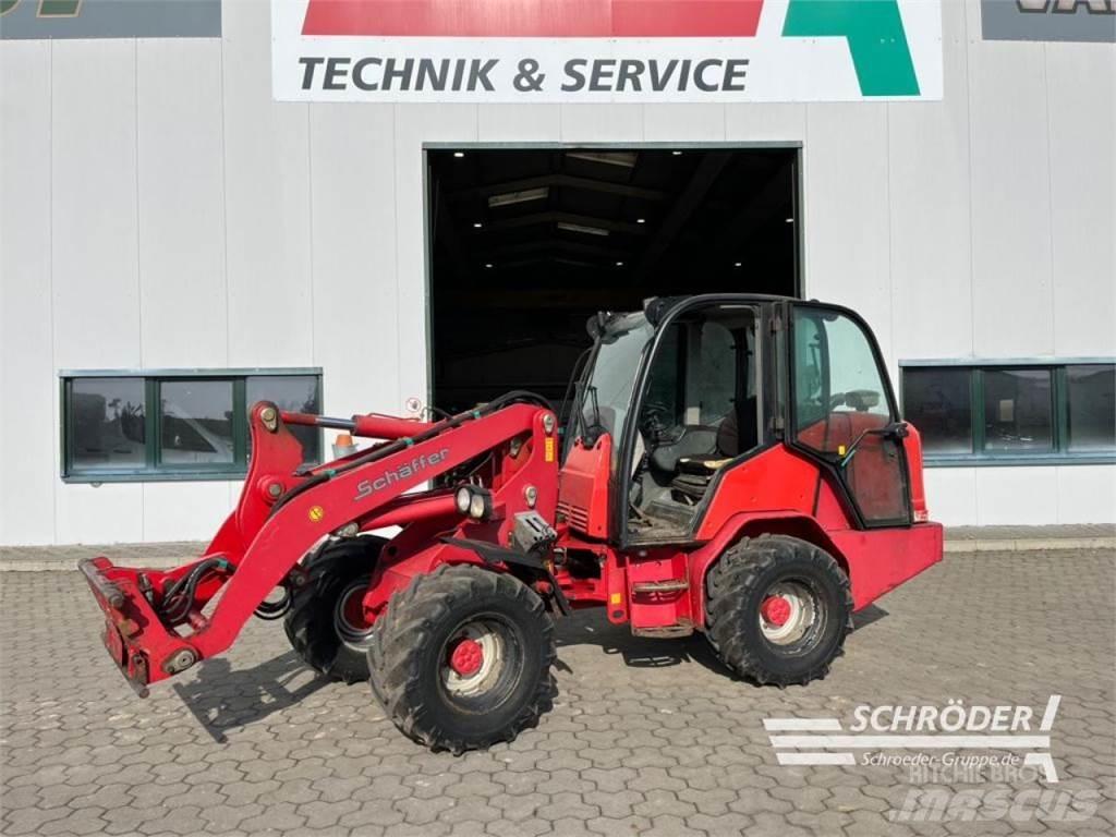 Schäffer 5370 Z لوادر بعجل