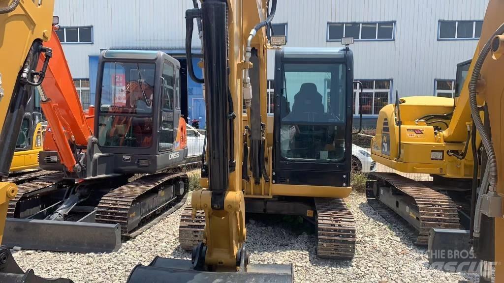 CAT 306 حفارات زحافة