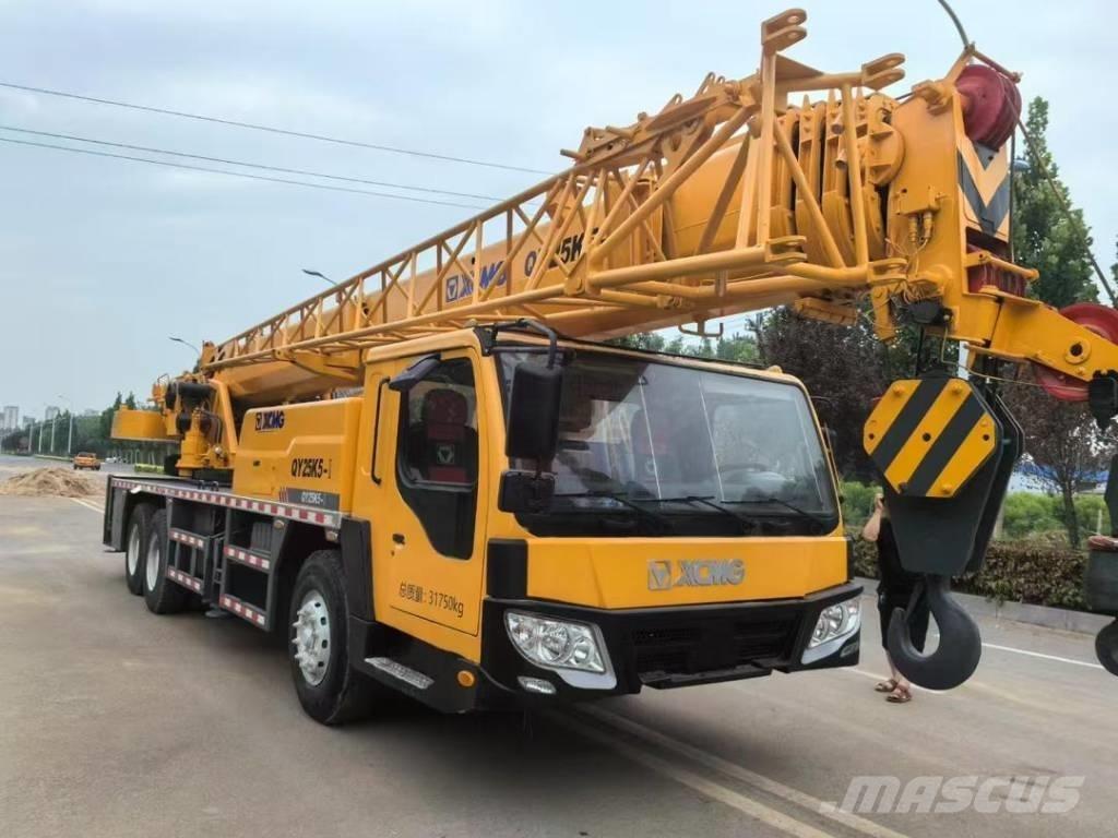 XCMG QY25K5-I رافعات صالحة لكل أنواع الطرق