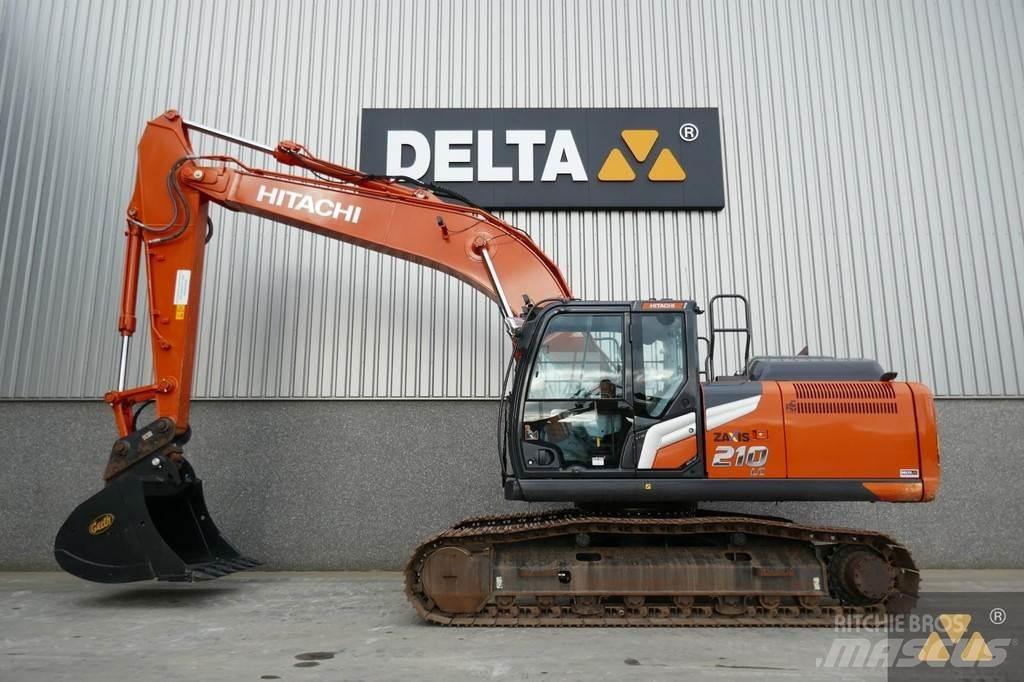 Hitachi ZX210LC-7 حفارات زحافة