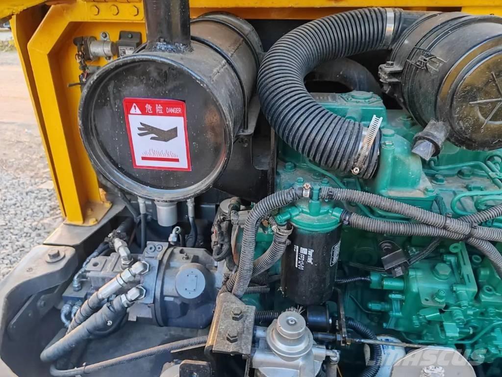 Volvo EC60D حفارات زحافة