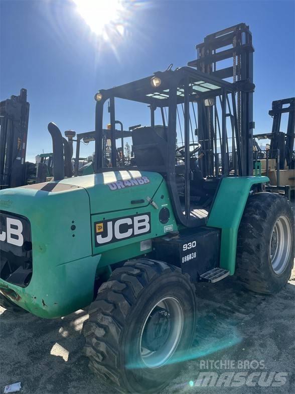 JCB 930 شاحنات الطرق الوعرة