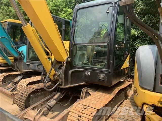Hyundai R80-7 حفارات زحافة