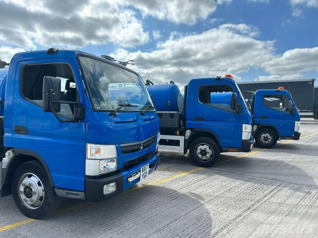 Mitsubishi Canter شاحنات المخلفات