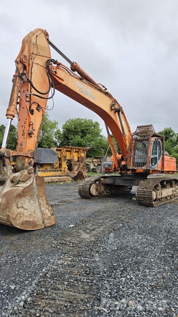 Doosan Dx480 حفارات زحافة