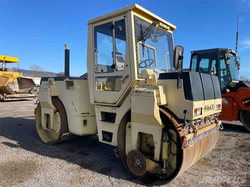 Bomag BW 154 AD-2 مداحل ثنائية الاسطوانة