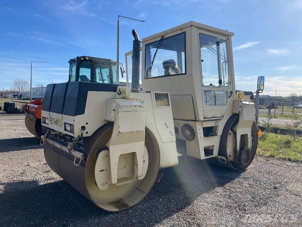 Bomag BW 154 AD-2 مداحل ثنائية الاسطوانة
