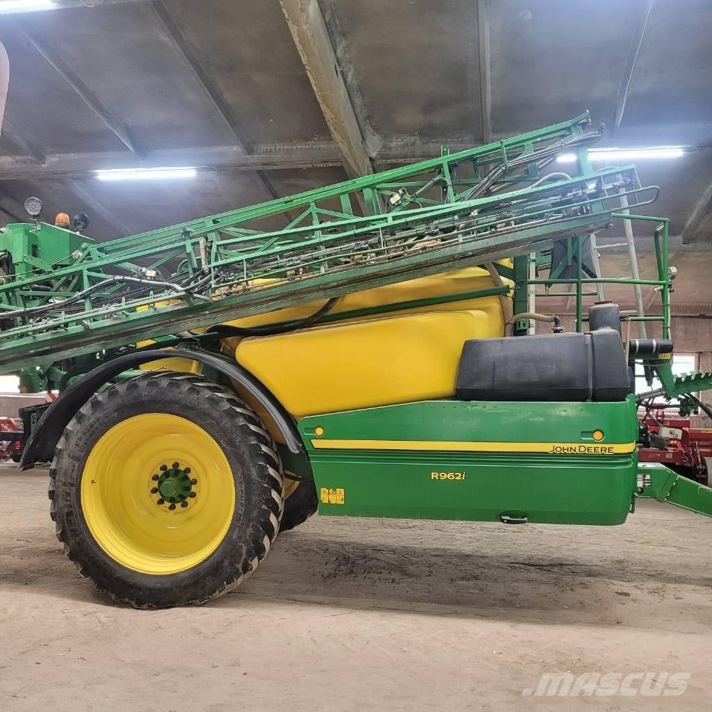 John Deere R 962 i الرشاشات