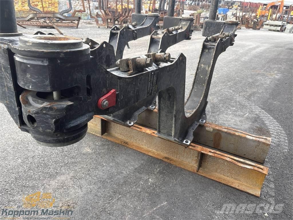 Komatsu 855 مكونات أخرى