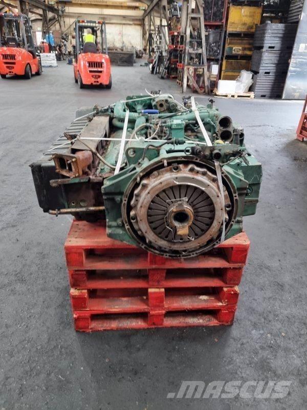 Volvo DH12D محركات