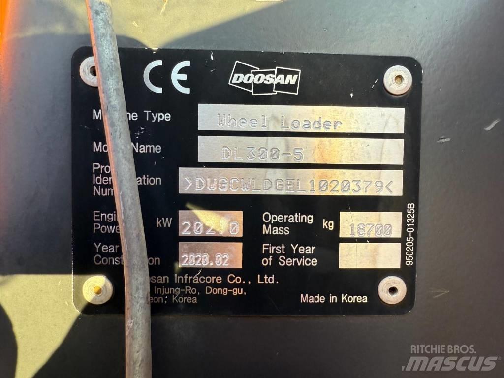 Doosan DL 300-5 لوادر بعجل