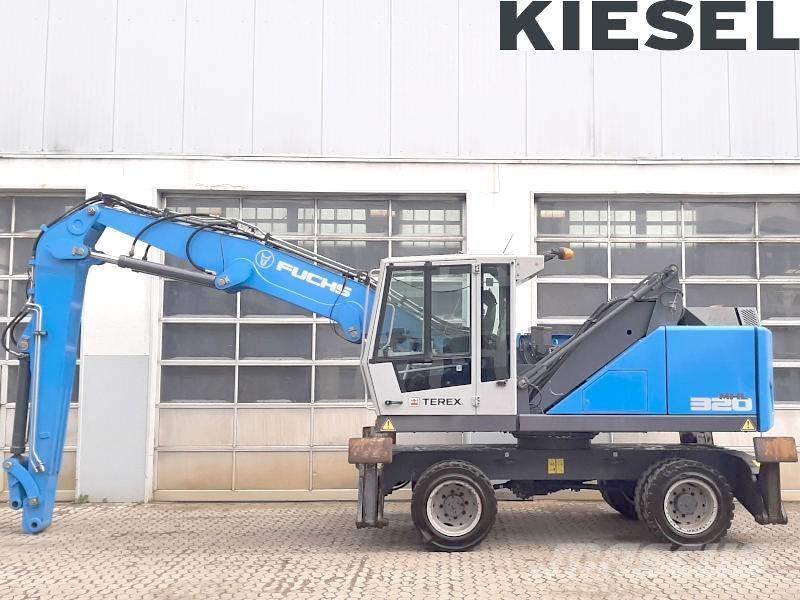 Fuchs MHL 320 F مناولات المخلفات / مناولات صناعية