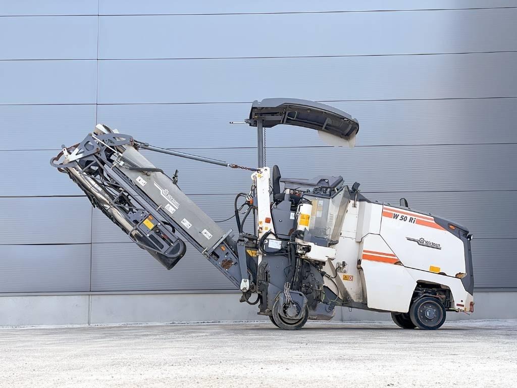 Wirtgen W 50 RI ماكينات الكشط البارد للأسفلت