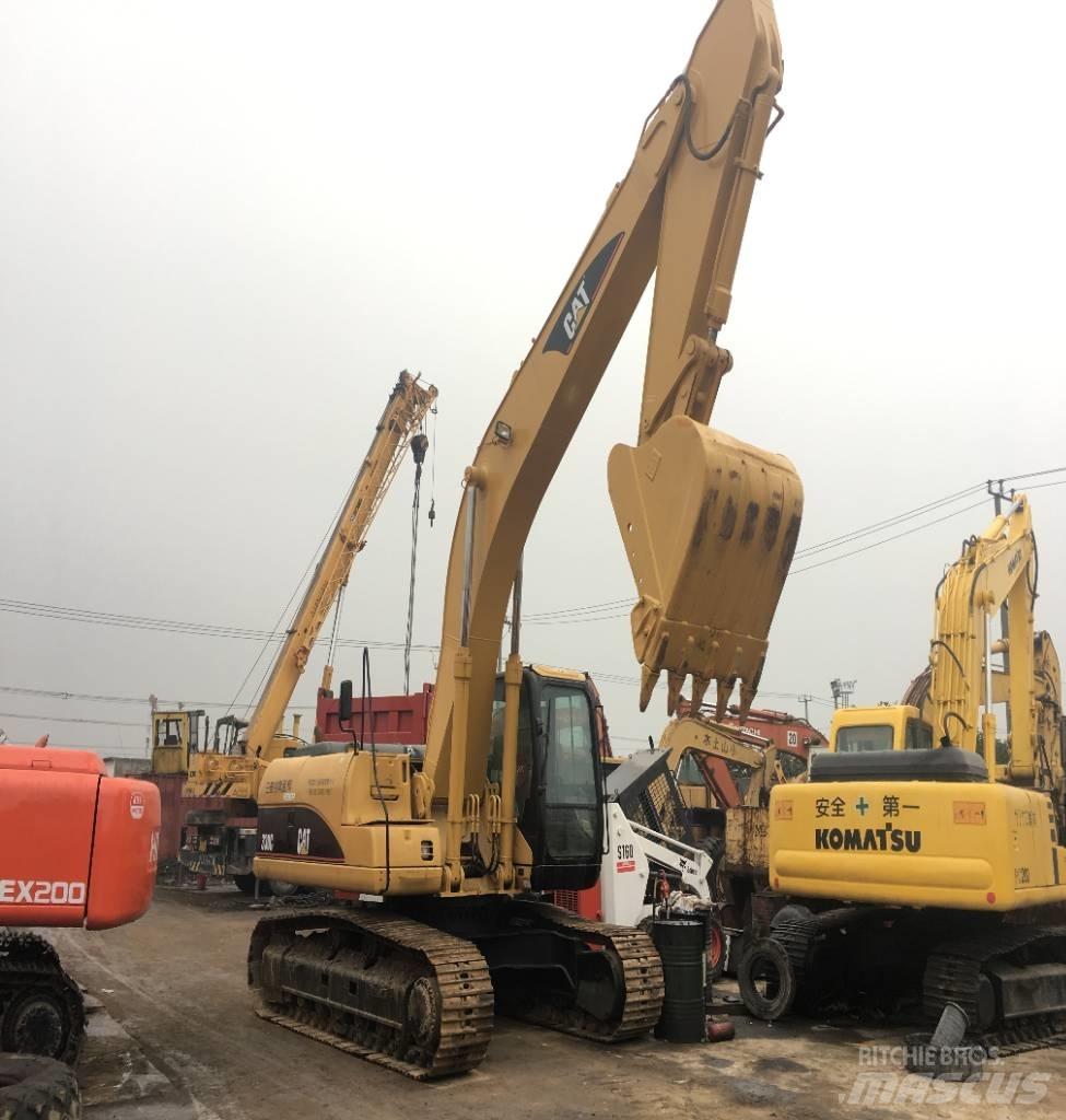 CAT 330 C حفارات زحافة