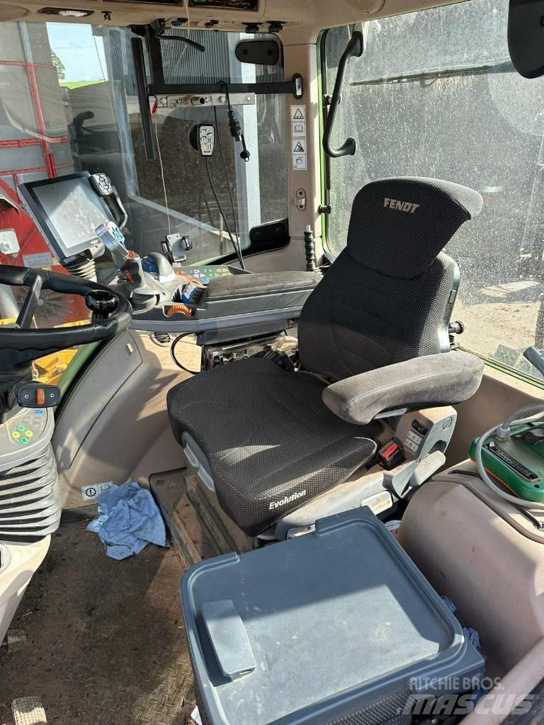 Fendt 724 Profi Plus الجرارات