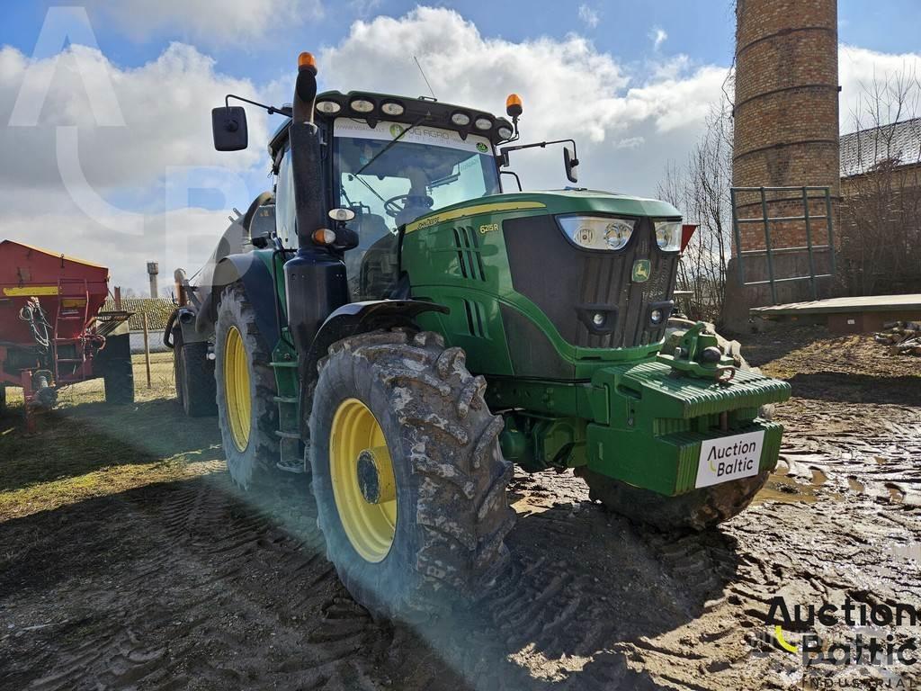 John Deere 6125 R الجرارات