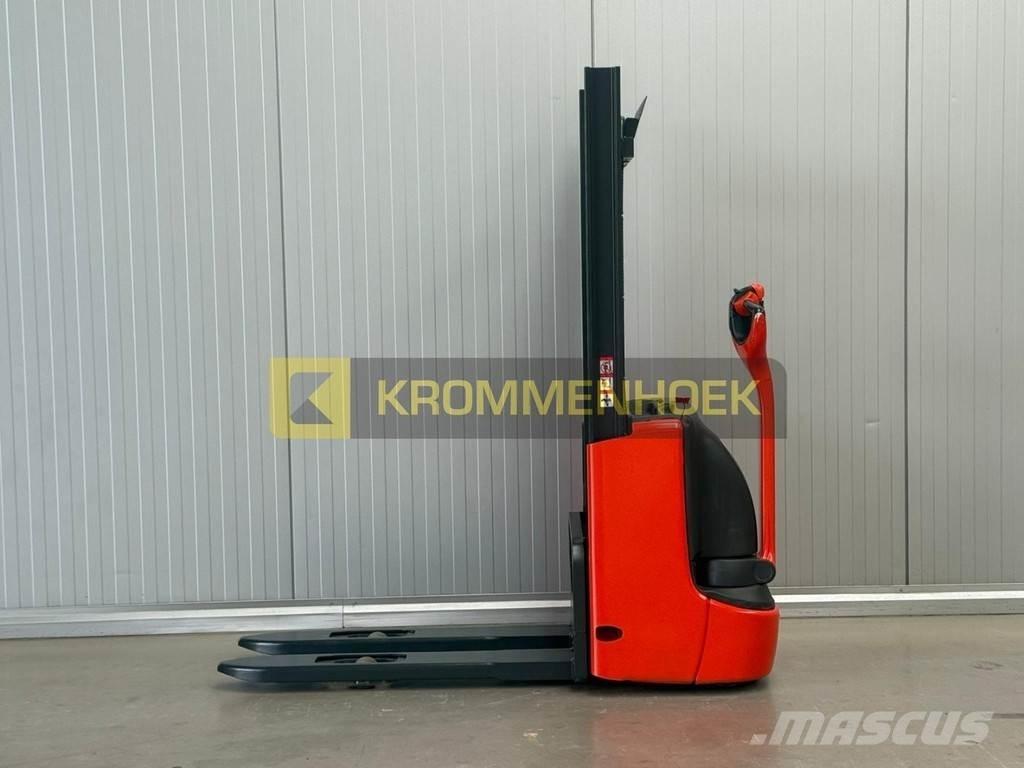 Linde L 10 معدات التكديس الجوالة