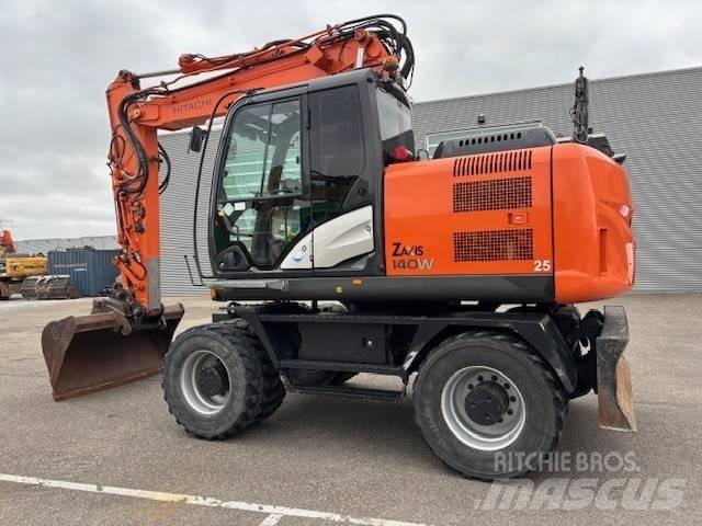 Hitachi ZX 140 W-5 حفارات بعجل