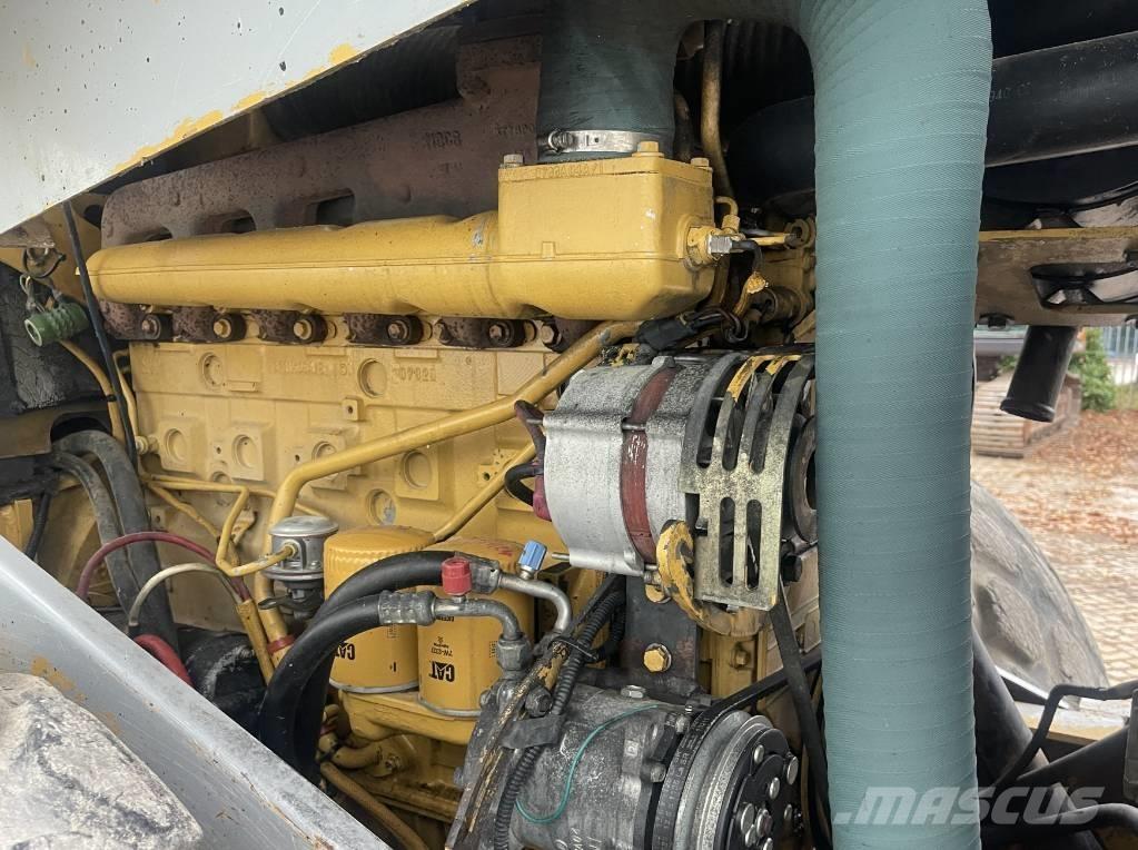 CAT CS 663 E      2002 مداحل أحادية الأسطوانة