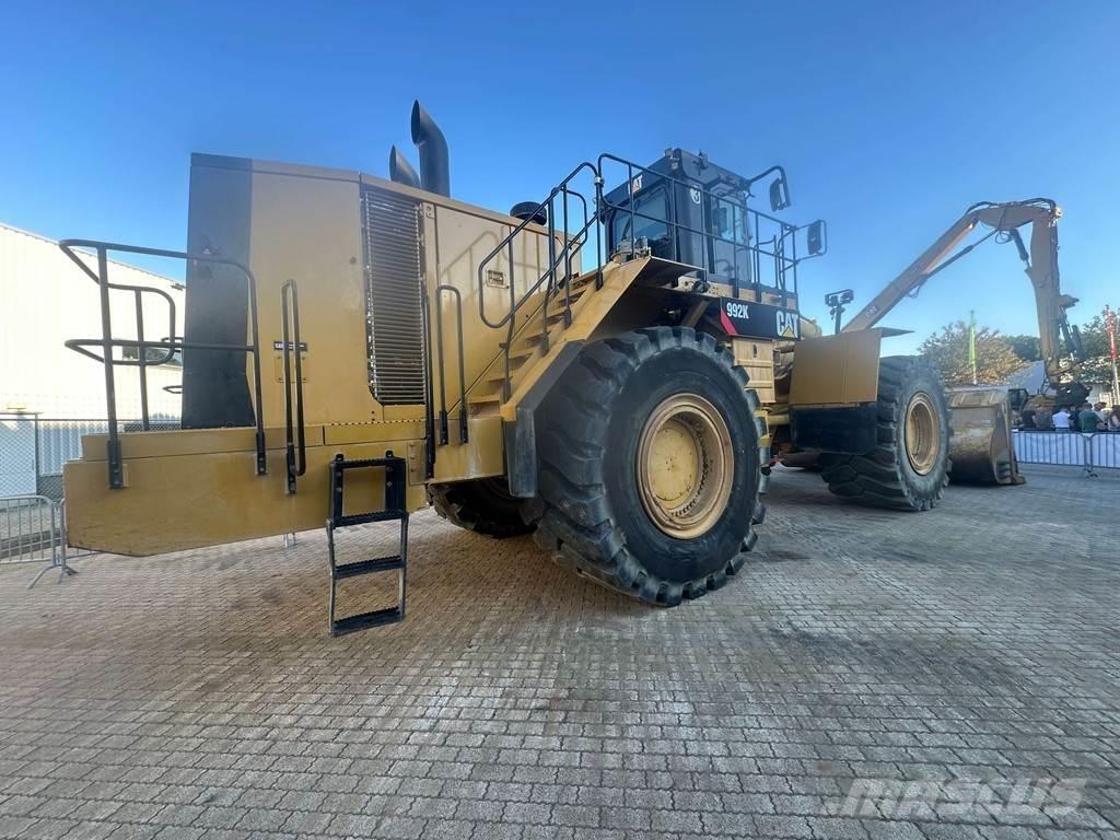 CAT 992K لوادر بعجل