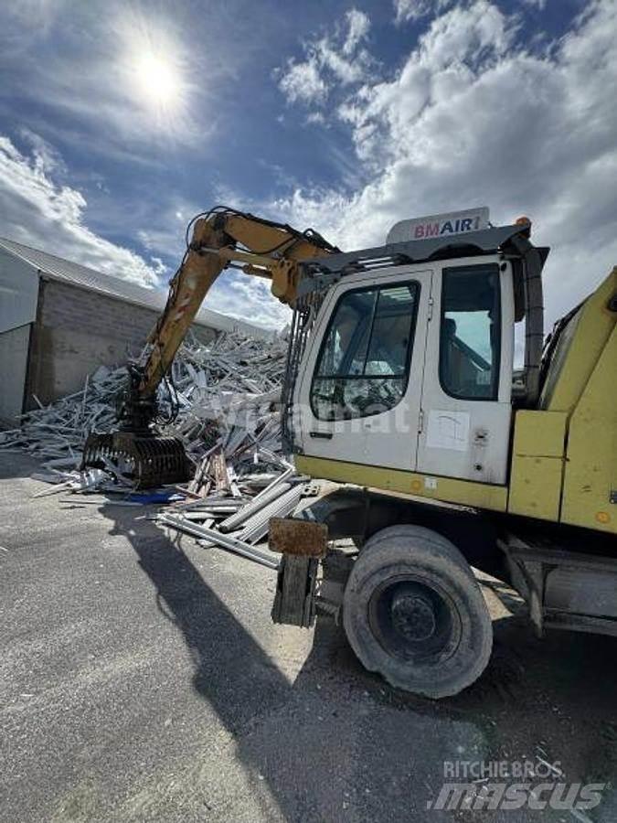 Liebherr A316 Li حفارات خاصة