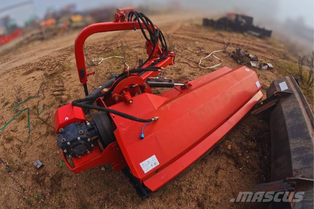  IM Släntklippare ماكينات أخرى لتجهيز الأراضي