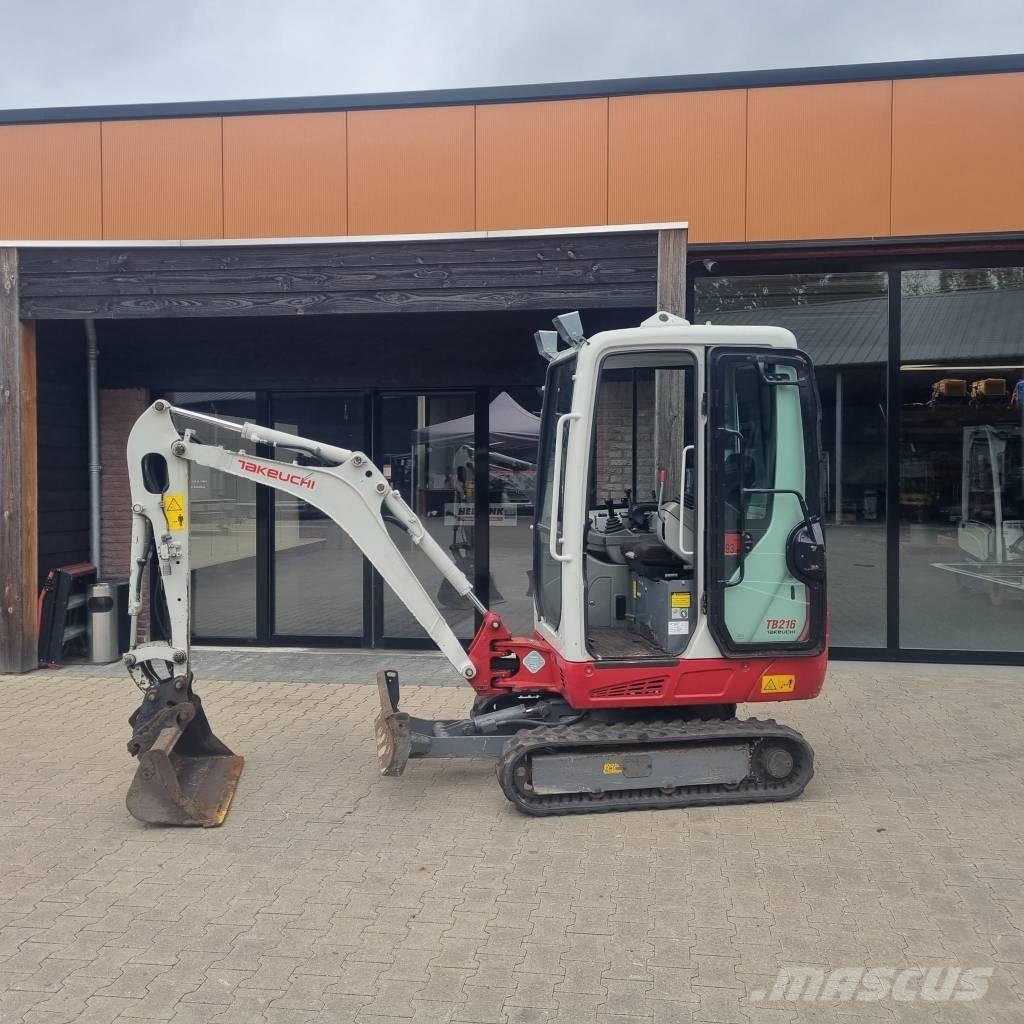 Takeuchi TB 216 حفارات صغيرة أقل من 7 طن (حفارات صغيرة)