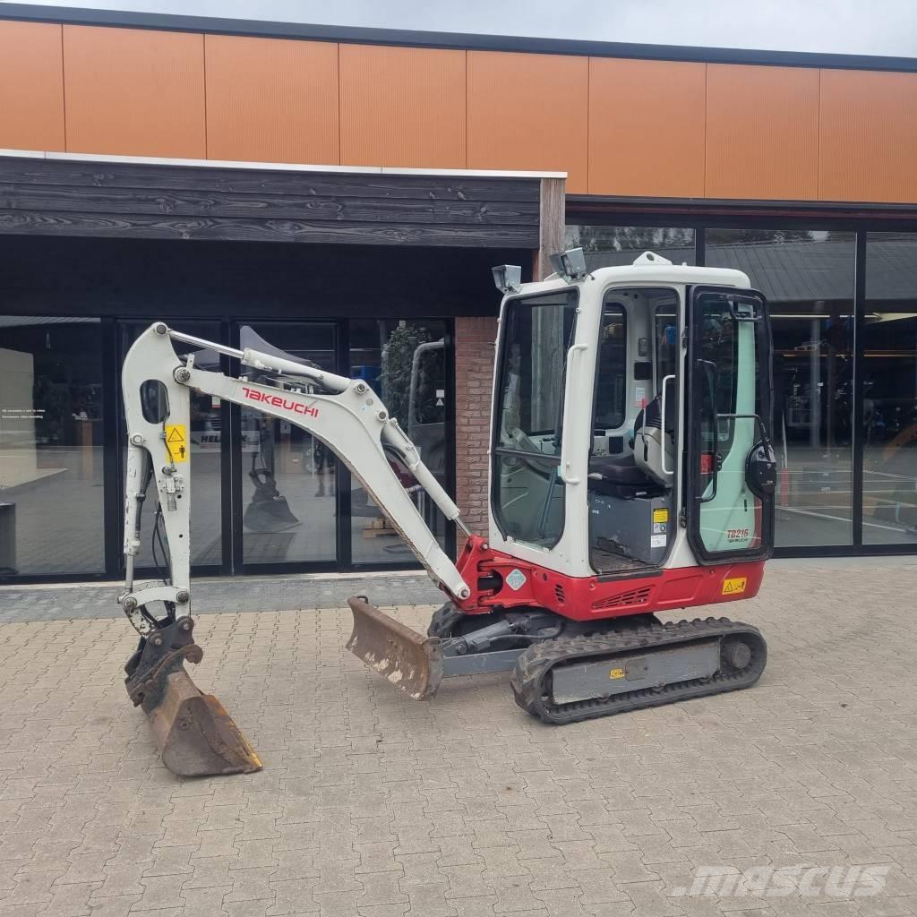 Takeuchi TB 216 حفارات صغيرة أقل من 7 طن (حفارات صغيرة)