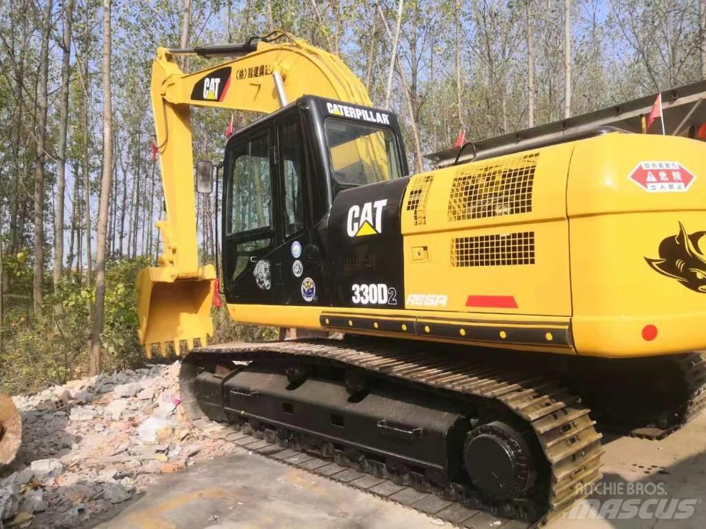 CAT 330D2 حفارات زحافة