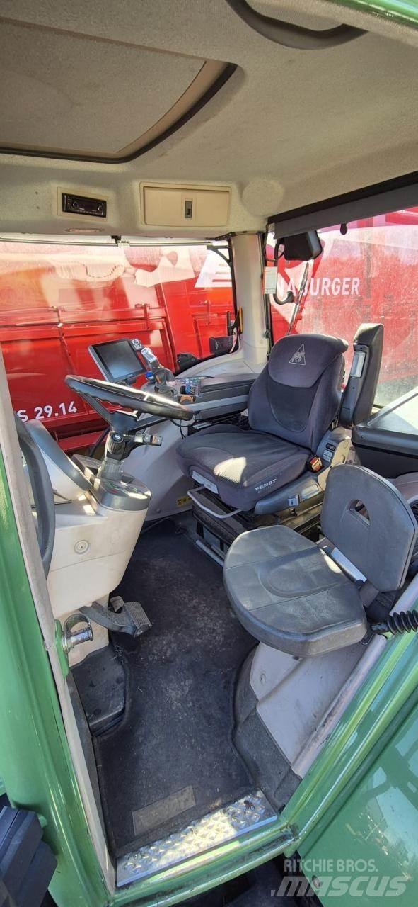 Fendt 828 Vario الجرارات