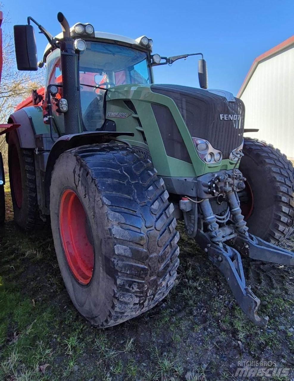 Fendt 828 Vario الجرارات