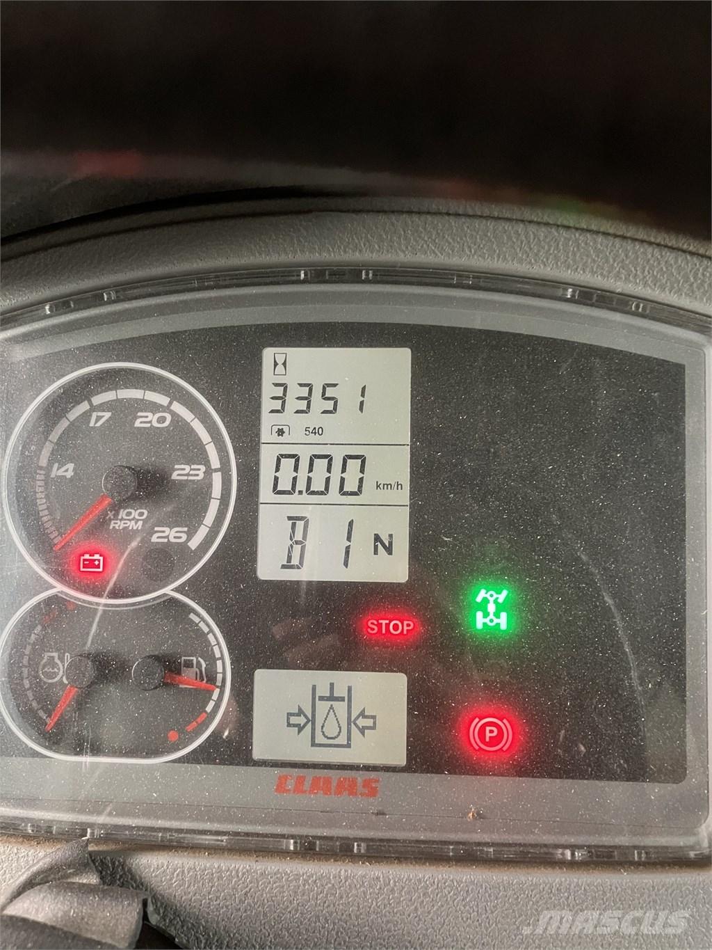 CLAAS Arion 410 الجرارات