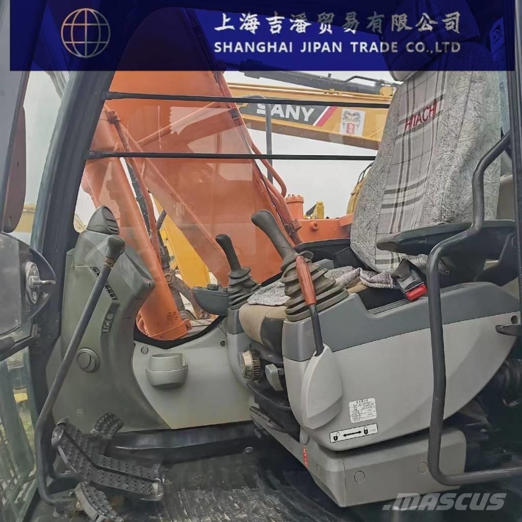 Hitachi ZX 130 حفارات زحافة