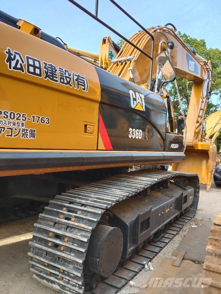CAT 336D حفارات زحافة