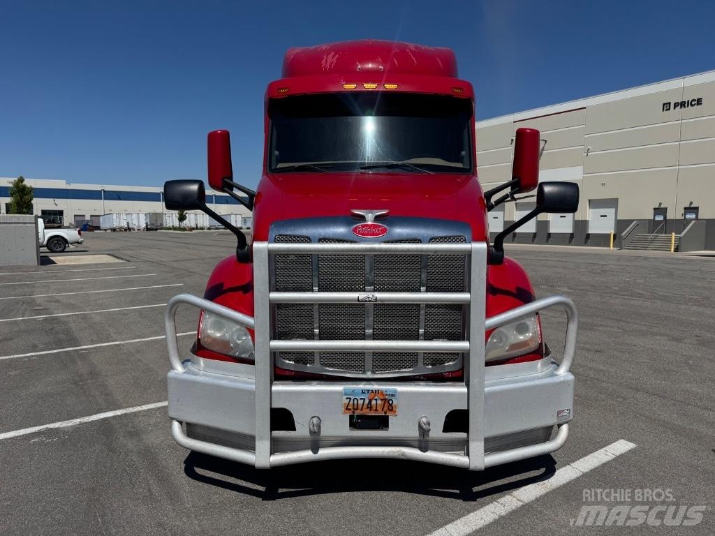 Peterbilt 579 وحدات الجر