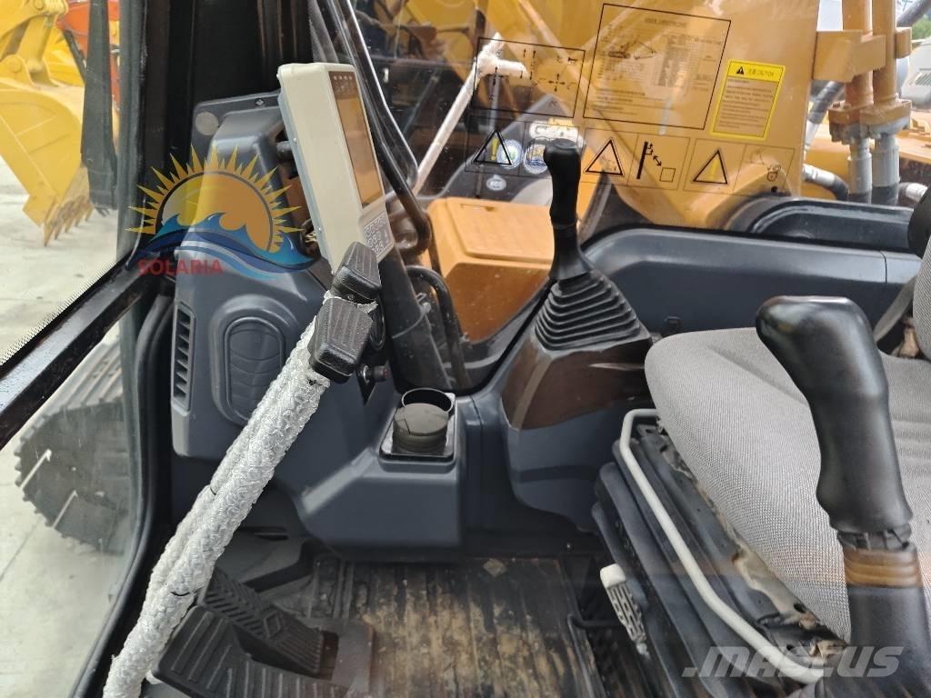 Sany SY 215 C حفارات زحافة