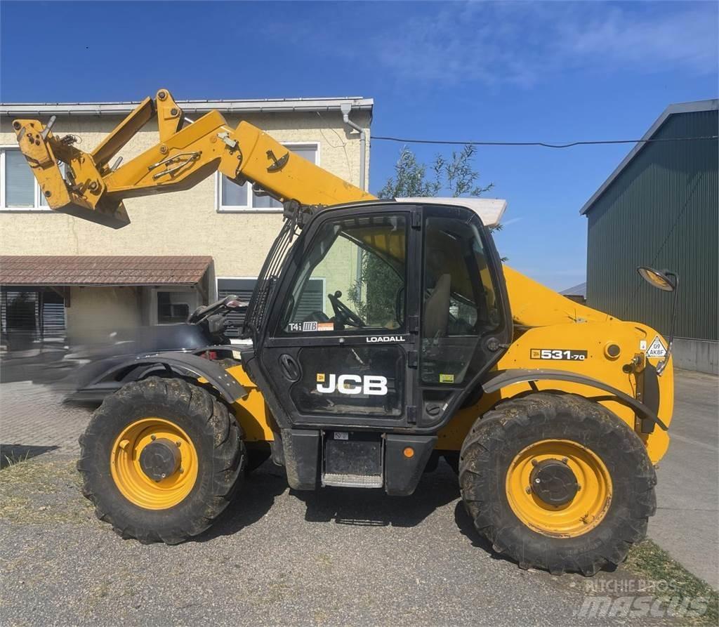 JCB 531-70 معدات مناولة لأغراض الزراعة