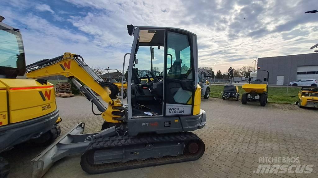 Wacker Neuson ET42 حفارات زحافة